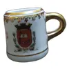 Foto de um(a) Caneca IV centenário São Paulo, da categoria de Outros colecionáveis. Pequena caneca de comemoração do IV centenário de São Paulo (1554-1954). Relíquia rara. Vendido no marketplace Trésors.