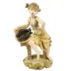 Foto de um(a) Escultura de menina com cesta de peixes, da categoria de Escultura. Escultura de menina com cesta de peixes sentada em um banco, mede 15cm altura. Mínimas marcas de uso. Em bom estado de... Vendido no marketplace Trésors.