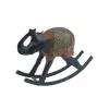 Foto de um(a) Elefante em metal e resina para decoração, da categoria de Acessórios para casa. Curiosa escultura de elefante com balanço e corpo em resina com apliques em metal dourado. Em bom estado de conservação.... Vendido no marketplace Trésors.