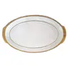 Foto de um(a) Travessa oval em porcelana Limoges branca filetada a ouro, da categoria de Travessas e tigelas. Travessa oval em porcelana francesa branca filetada a ouro. Com origem francesa do século XX. Possui 44 cm de comprimento... Vendido no marketplace Trésors.