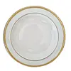 Foto de um(a) Prato fundo em porcelana branca filetada à ouro - Limoges, da categoria de Pratos. Prato fundo em porcelana francesa branca filetada a ouro. Limoges Unic 12 Rue de Paradis PARIS 23,5 cm de diâmetro X 4 cm de... Vendido no marketplace Trésors.