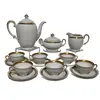 Foto de um(a) Elegante jogo de café em porcelana polonesa KPM, da categoria de Xícaras. Elegante jogo de café em porcelana polonesa KPM, branco com barrado e acabamentos em dourado, bordas onduladas, para 6... Vendido no marketplace Trésors.
