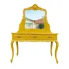 Foto de um(a) Penteadeira provençal em laca amarela, da categoria de Penteadeiras. Penteadeira estilo provençal em laca amarela, espelho em cristal bisotê original com marcas do tempo, puxadores em... Vendido no marketplace Trésors.