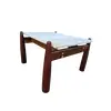 Foto de um(a) Mesa de centro Cimo com tampo em mármore branco, da categoria de Mesas de centro. Bela mesinha de centro Cimo com tampo em mármore branco, beleza e sofisticação em um único produto.Medidas:... Vendido no marketplace Trésors.