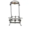 Foto de um(a) Porta-licoreira autêntica art nouveau, da categoria de Suportes para garrafas de vinho. AutênticO porta-licoreira em metal dourado, com suportes laterais para dois copos, base de espelho, todas em estilo art... Vendido no marketplace Trésors.