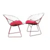 Foto de um(a) Par de poltrona Bertoia Diamante, da categoria de Poltronas. Belíssimo par de Poltrona Bertoia Diamante, estrutura em ferro ,estado original de conservação ,estofado em courvin... Vendido no marketplace Trésors.