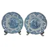 Foto de um(a) Par de pratos em porcelana, da categoria de Pratos Decorativos. Par de pratos fundos da tradicional marca São Caetano, com cenas de castelos em azul no padrão inglês. Diâmetro 23 cm,... Vendido no marketplace Trésors.