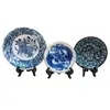 Foto de um(a) Pratos japoneses - 3 unidades, da categoria de Pratos Decorativos. Lote com 3 peças em porcelana japonesa todas pintadas á mão na tonalidade azul. Mede maior 12D, média 9D e menor 8cm de... Vendido no marketplace Trésors.
