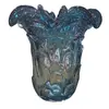 Foto de um(a) Vaso Murano: Onde o Vidro se Torna Poesia, da categoria de Cristais. Cada curva deste vaso conta uma história de fogo e sopro. Feito artesanalmente, este Murano carrega a alma da tradição... Vendido no marketplace Trésors.