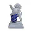 Foto de um(a) Escultura De Leão Heráldico Branco, da categoria de Escultura. Pequena e delicada escultura de leão branco HERÁLDICO, da manufatura BAVARIA West Germany, com escudo azul. Medidas 11 cm de... Vendido no marketplace Trésors.