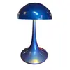 Foto de um(a) Abajur Vintage de Mesa "Cogumelo" – Azul Metálico Estilo Space Age, da categoria de Abajures. Este exemplar é uma peça icônica de iluminação que remete ao design futurista e audacioso das décadas de 1960 e 1970,... Vendido no marketplace Trésors.