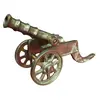 Foto de um(a) Miniatura de Canhão em Bronze Maciço, da categoria de Outros colecionáveis. Peça decorativa de canhão antigo, confeccionada inteiramente em bronze. Uma peça que une robustez e detalhamento, ideal para... Vendido no marketplace Trésors.