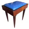 Foto de um(a) Banqueta Pé Palito Anos 50, da categoria de Banquetas. Reviva a era de ouro do design com esta banqueta icônica dos anos 50! Com os clássicos pés palito cônicos e um tampo de... Vendido no marketplace Trésors.