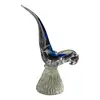 Foto de um(a) Antiga Escultura Pássaro Papagaio Murano Italiano Art Deco, da categoria de Escultura. Antiga escultura artística representando pássaro em cristal de Murano em tons de azul. Peça muito decorativa e com bastante... Vendido no marketplace Trésors.