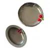 Foto de um(a) Antigo Par De Bowls Porta Confeitos Em Prata E Murano Italy, da categoria de Travessas e tigelas. Made in Italy. Antigo e lindo par de bowls/porta confeitos em metal espessurado a prata, com decoração de cerejas em Murano... Vendido no marketplace Trésors.