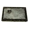Foto de um(a) Antiga Caixinha Porta Cartões Cigarreira Em Bronze Francês, da categoria de Cigarreiras e piteiras. Antiga e rara caixinha porta cartões ou cigarreira em metal e bronze francês com curiosa decoração de aranha com pedras.... Vendido no marketplace Trésors.