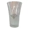 Foto de um(a) Antigo Vaso Art Deco Em Cristal Francês Darques Satiné, da categoria de Vasos. ~ Crystal D’arques ~Antigo e sofisticado vaso artístico em cristal francês lapidado à mão com decoração satiné em relevo,... Vendido no marketplace Trésors.
