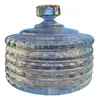 Foto de um(a) Antiga Bomboniere Caixa Decorativa Porta Joias Cristal Deco, da categoria de Cestos e Caixas. Antiga caixa decorativa, porta joias ou bomboniere em cristal alemão. Peça muito fina, toda lapidada à mão com o fundo... Vendido no marketplace Trésors.