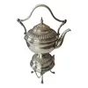 Foto de um(a) Antigo Raro Samovar Bule Completo Prata Inglesa Sheffield, da categoria de Chaleiras. ~ Sheffield ~Antigo e finíssimo samovar em metal espessurado a prata, estilo inglês. Todo original, com detalhes em relevo,... Vendido no marketplace Trésors.