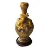 Foto de um(a) Antigo Raro Vasinho Japonês Porcelana Satsuma Meiji Dourado, da categoria de Vasos. Antigo e raro vasinho Satsuma do período Meiji em porcelana artística japonesa. Ricamente moldado com figura de dragão em... Vendido no marketplace Trésors.