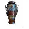 Foto de um(a) Antigo Vaso Jarro Oriental Com Dragão Em Bronze Cloisonné, da categoria de Vasos. Antigo e super diferente vaso em bronze artístico japonês, técnica de trabalho feito à mão chamado de Cloisonné. Na frente... Vendido no marketplace Trésors.