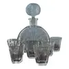 Foto de um(a) Antiga Conjunto Garrafa Licoreira Copos Cristal Tcheco Karl, da categoria de Garrafas. Karl Palda para quem gosta de peças exclusivas. Antigo e maravilhoso conjunto em cristal Tcheco ricamente lapidado à mão.... Vendido no marketplace Trésors.