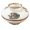Foto de um(a) Antigo Vasinho Bojudo Opalina Vidro Leitoso Cena Galante, da categoria de Vasos. Delicado e decorativo vasinho bojudo em opalina milk glass (vidro leitoso) com decoração de flores e medalhão central com... Vendido no marketplace Trésors.