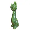 Foto de um(a) Escultura Decorativa Gato Sentado – Cerâmica Esmaltada Verde Jade, da categoria de Escultura. Elegante escultura figurativa representando um gato em postura sentada e alongada. A peça destaca-se pela sua estilização... Vendido no marketplace Trésors.