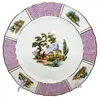 Foto de um(a) Antigo Prato Parede Decorativo Porcelana Limoges Bernardaud, da categoria de Pratos Decorativos. Antigo prato decorativo em porcelana francesa da famosa Limoges by Bernardaud. Pintado à mão com filetes de ouro. Impecável.... Vendido no marketplace Trésors.