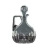 Foto de um(a) Antiga Garrafa Licoreira Jarra Em Cristal Francês Baccarat, da categoria de Garrafas. ~ Baccarat ~Antiga e majestosa garrafa licoreira em cristal francês ricamente lapidada à mão. A lapidação manual é um... Vendido no marketplace Trésors.