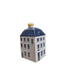Foto de um(a) Rara Miniatura Casinha Holandesa KLM Bols Delft Nº 55, da categoria de Outros colecionáveis. Linda e autêntica casinha de porcelana holandesa Delft Blue, distribuída exclusivamente aos passageiros da classe executiva... Vendido no marketplace Trésors.
