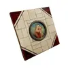 Foto de um(a) Miniature Portrait Antigo Raro Quadrinho Arte Sacra, da categoria de Objetos religiosos e espirituais. Miniature Portrait. Antigo quadrinho Europeu pintado à mão em folha de marfim. Moldura também marfim com casco de tartaruga... Vendido no marketplace Trésors.
