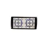 Foto de um(a) Bandeja Azulejos, Marca Polovi, Paraná, Década de 1970, da categoria de Bandejas. Bandeja de azulejo azul cobalto com fundo branco da marca polovi, paraná, década de 1970. Moldura em madeira com acabamento... Vendido no marketplace Trésors.