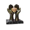 Foto de um(a) Escultura em Terracota, Peça Única, Década de 1990, da categoria de Escultura. Escultura em terracota com pátina bronze, coração em mármore e borda com folha de ouro, base em madeira marmorizada. Peça... Vendido no marketplace Trésors.