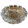 Foto de um(a) Antigo Lindo Cinzeiro Art Deco Cristal Francês Satiné, da categoria de Cinzeiros. Antigo e grande cinzeiro em grosso cristal francês, decoração de flores satiné. Art Deco.Altura 6cm Diâmetro 20cm. Vendido no marketplace Trésors.