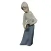 Foto de um(a) Antiga Escultura Dama Com Coelho Porcelana Espanhola Casades, da categoria de Escultura. Antiga e linda escultura em porcelana artística espanhola, representando jovem alimentando coelho, manufatura Casades,... Vendido no marketplace Trésors.