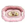 Foto de um(a) Bandeja Pink N Flowers 90'S, da categoria de Bandejas. Bandeja rosa em resina com pátina desgastada com estampa floral, década de 1990. 38 cm de largura, 26,5cm de profundidade e... Vendido no marketplace Trésors.