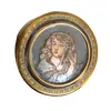 Foto de um(a) Antiga Pequena Caixinha Porta Anel Bronze Francês, da categoria de Porta-Jóias. Antiga pequena caixinha porta jóias ou comprimidos, em bronze feita à mão, peça de artista, com muita riqueza de detalhes.... Vendido no marketplace Trésors.