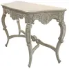 Foto de um(a) Aparador Luís XV Branco Provençal com Pés Cabriolé, da categoria de Aparadores e Buffet. Aparador Clássico Provençal – Elegância, Curvas Marcantes e Riqueza em DetalhesSe você busca uma peça de mobiliário que une... Vendido no marketplace Trésors.