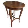 Foto de um(a) Mesa Lateral de Apoio Centenária em Madeira, da categoria de Mesas laterais. Charmosa e autêntica mesa lateral de apoio (ou mesa de canto) antiga, confeccionada em madeira de lei maciça. Uma peça com... Vendido no marketplace Trésors.