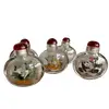 Foto de um(a) Antigos Perfumeiros Snuff Bottle Oriental Pintados À Mão, da categoria de Perfumeiros. Snuff Bottle, antigos frascos/perfumeiros orientais delicadamente pintados à mão, cada lado da peça tem uma decoração... Vendido no marketplace Trésors.