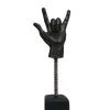 Foto de um(a) Escultura Spiderman / Homem Aranha - Marvel Comics Universe, da categoria de Escultura. Spiderman: escultura em técnica mista com pátina bronze oxidado, haste vergalhão e cubo em madeira ebanizada como base. ... Vendido no marketplace Trésors.
