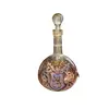 Foto de um(a) Antiga Garrafa Licoreira Vidro Artístico Veneziano Vitoriano, da categoria de Garrafas. Antiga garrafa licoreira em vidro artístico veneziano, toda pintada à mão. Decoração com brasão e flores em relevo,... Vendido no marketplace Trésors.