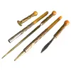 Foto de um(a) Antigo Raro Conjunto Escritório Art Deco Baquelite Francês, da categoria de Itens de Escritório. Antigo e lindo conjunto para escritório composto por 5 peças em baquelite francês com metal dourado. Período Art Deco. Vendido no marketplace Trésors.