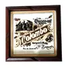 Foto de um(a) Quadro Azulejo Colombo 80'S, da categoria de Pratos Decorativos. Quadro de azulejo ou cinzeiro com moldura em madeira, da companhia de cerveja colombo, rio de janeiro, década de 1980 a... Vendido no marketplace Trésors.