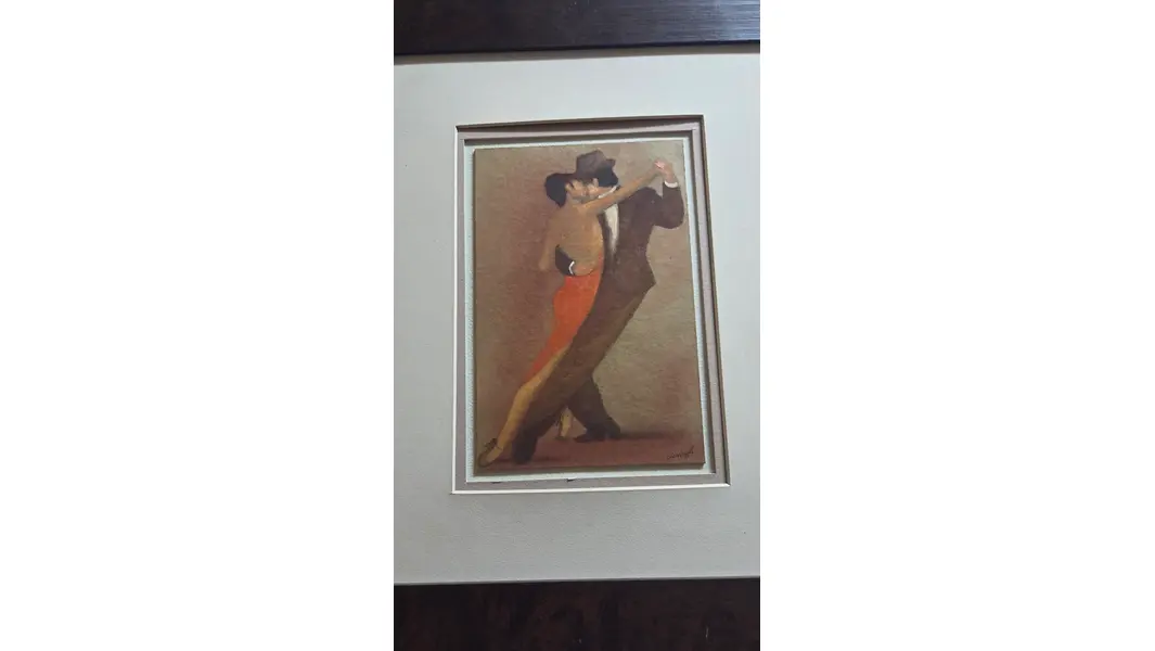 Foto de um(a) Quadro Artístico "Tango Nuestro" – Elegância e Paixão em Moldura Clássica, da categoria de Pinturas. Esta obra captura a essência vibrante e melancólica do tango, a dança mais icônica do Rio da Prata. Com um estilo que... Mostrado de uma perspectiva diferente. Vendido no marketplace Trésors.