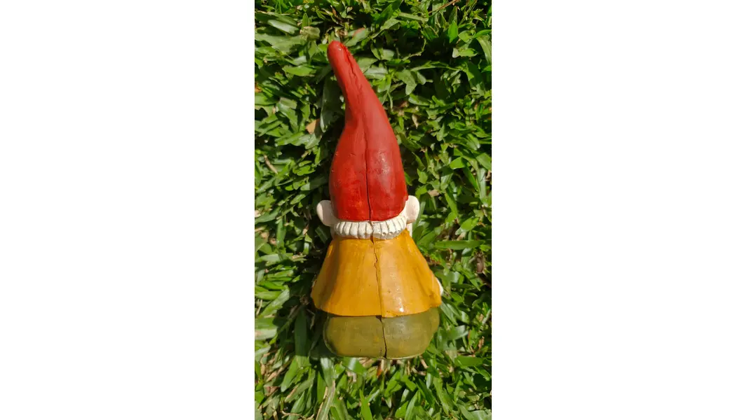 Foto de um(a) Lindo Gnomo Zen Meditação Yoga, da categoria de Outros objetos decorativos. Leve paz, harmonia e um toque de magia para o seu lar com o nosso Gnomo Meditando Zen. Conhecidos como guardiões da natureza... Mostrado de uma perspectiva diferente. Vendido no marketplace Trésors.