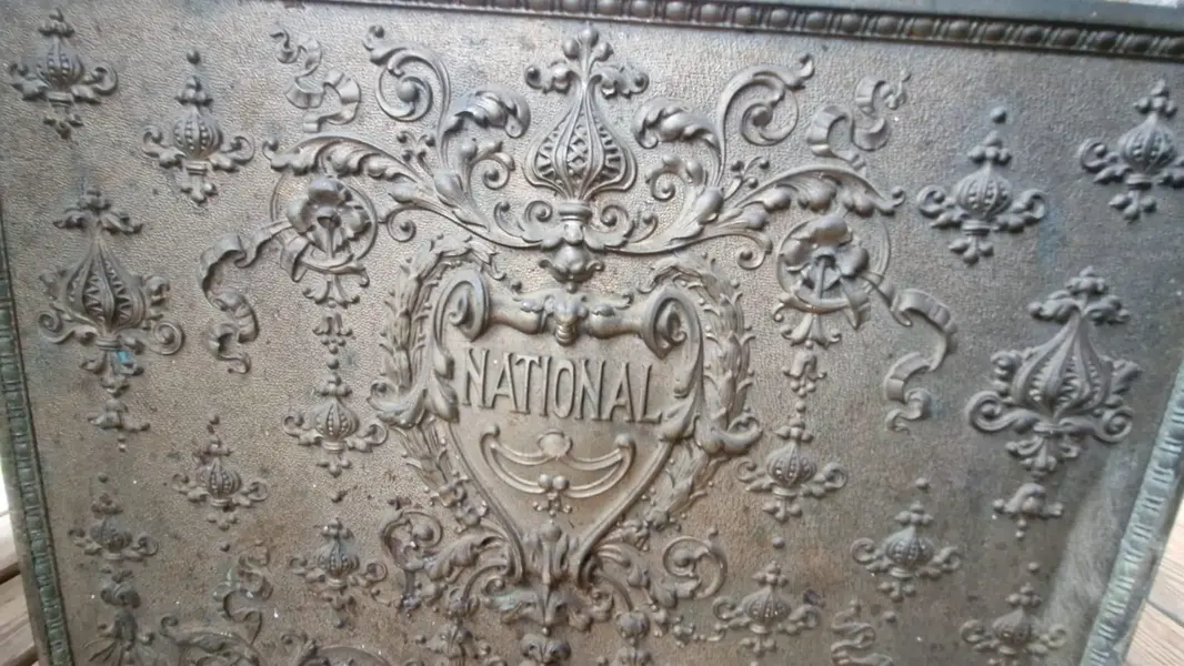 Foto de um(a) Caixa Registradora da marca National do Início do Séc. XX, da categoria de Outros colecionáveis. Belíssima caixa registradora mecânica da National Cash Register (NCR), fabricada no ano de 1910 em Dayton, Ohio, modelo... Mostrado de uma perspectiva diferente. Vendido no marketplace Trésors.