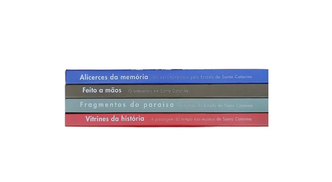 Foto de um(a) Coleção de Livros Santa Catarina, Tempo Editorial, Capa Dura, Década de 2000, da categoria de Livros. Coleção com quatro livros publicados pela tempo editorial a pedido do governo do estado de santa catarina. Edição primorosa... Vendido no marketplace Trésors.