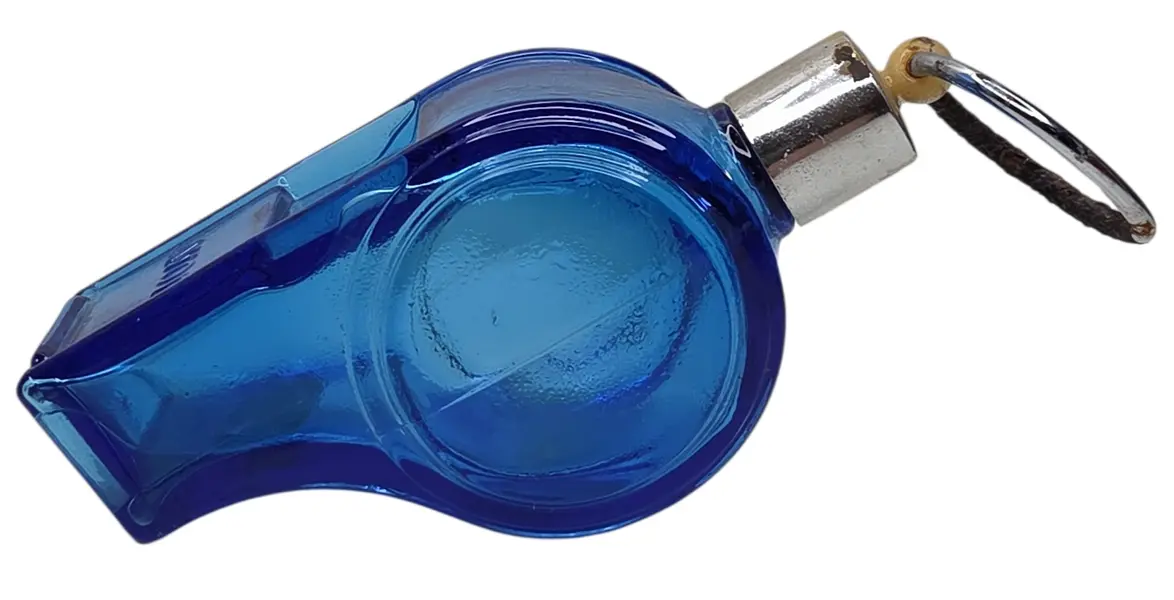 Foto de um(a) Perfume Avon Apito Vintage, da categoria de Outros colecionáveis. Perfume Avon Apito vintage. Mostrado de uma perspectiva diferente. Vendido no marketplace Trésors.